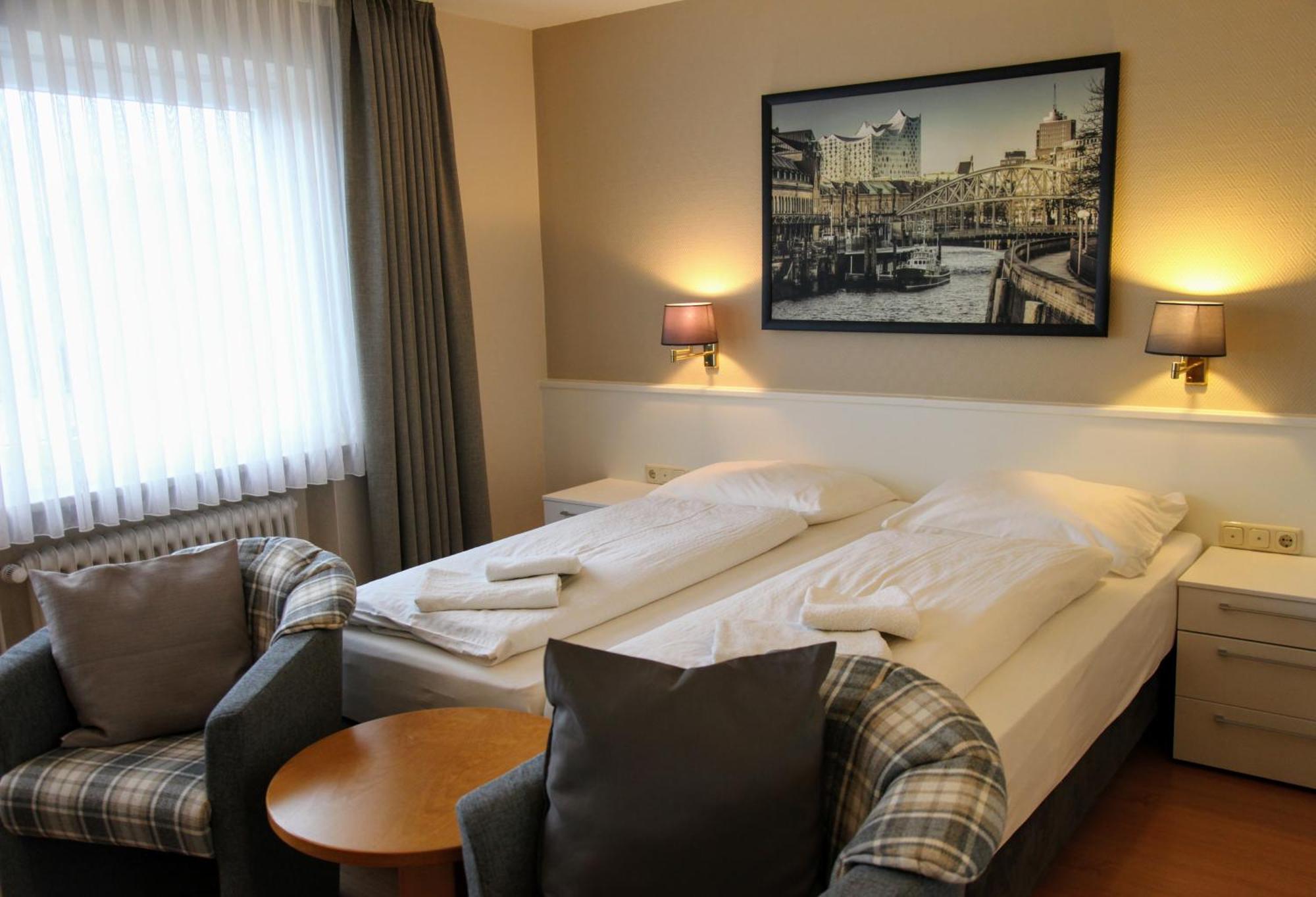 Hotel Garni Landgasthof Luechau Mussen  エクステリア 写真