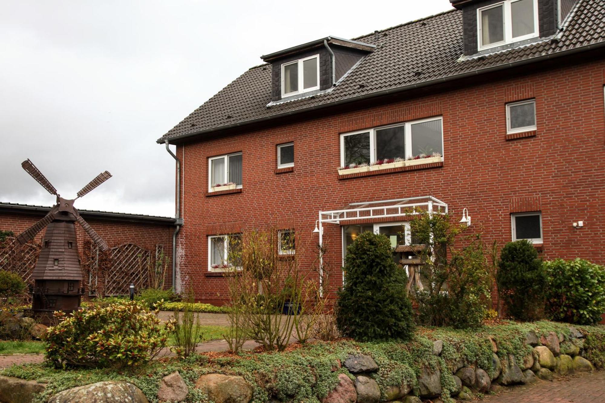 Hotel Garni Landgasthof Luechau Mussen  エクステリア 写真